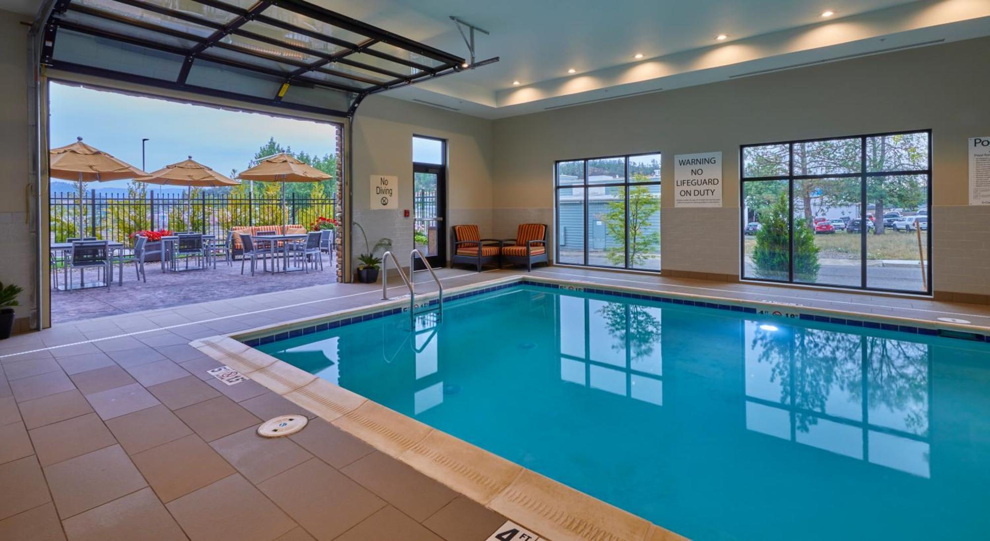 Hampton Inn & Suites Roseburg Esterno foto
