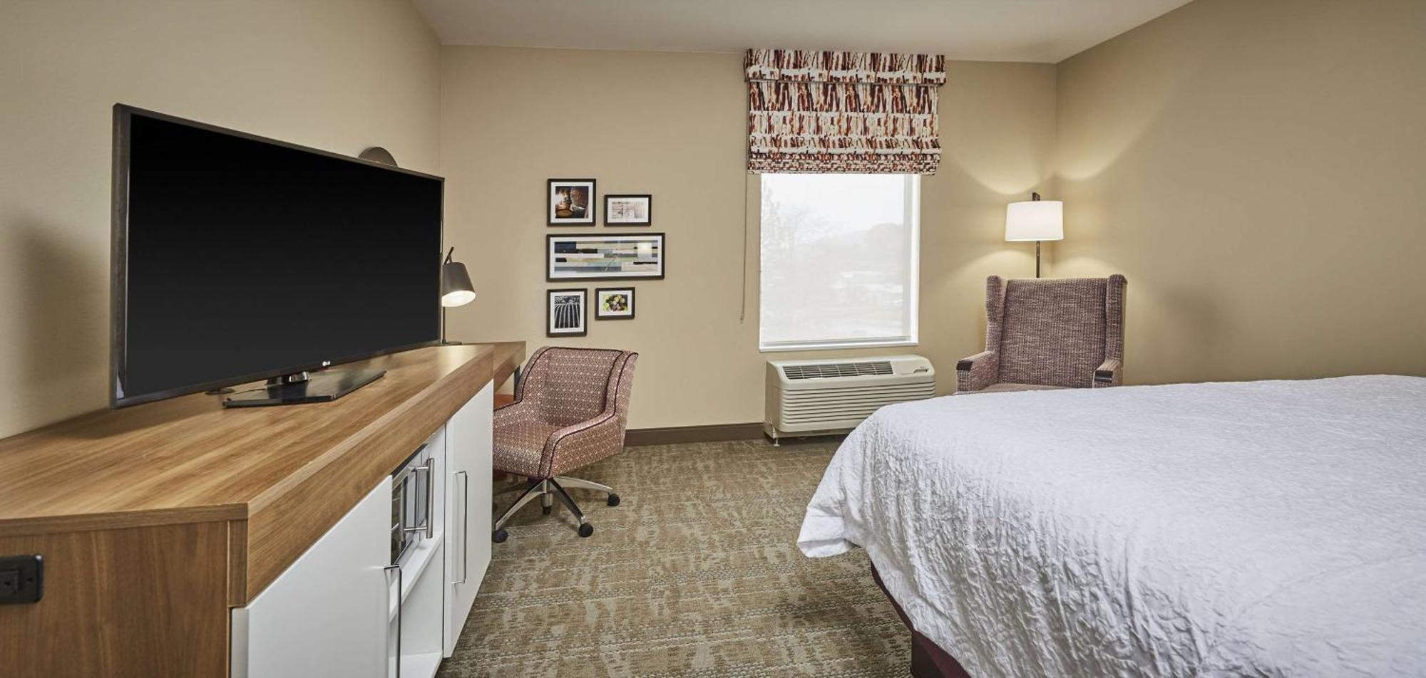 Hampton Inn & Suites Roseburg Esterno foto
