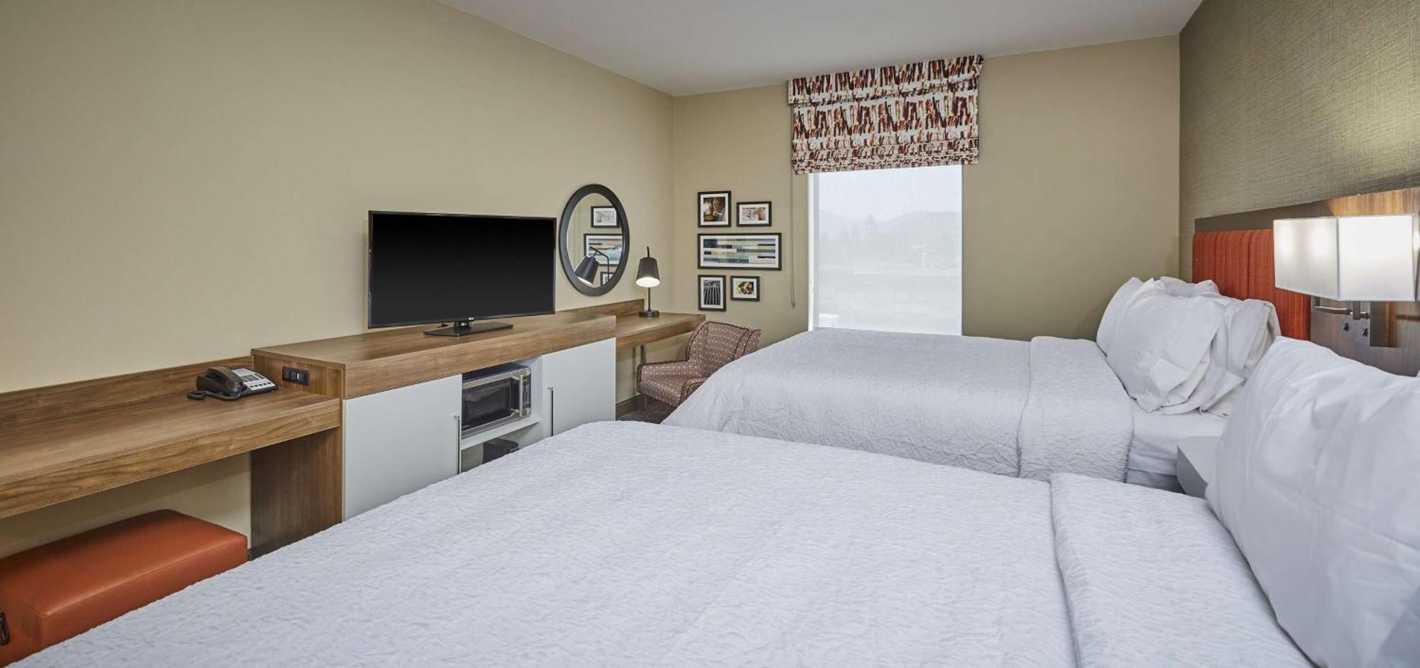 Hampton Inn & Suites Roseburg Esterno foto